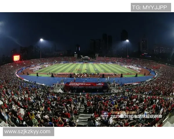 重庆足球队状态飙升创历史新高引发球迷热议与期待